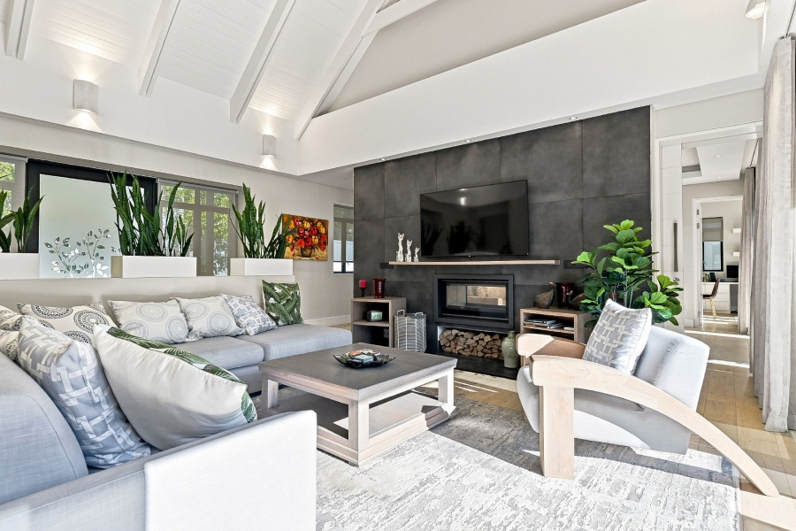 4 Bedroom Property for Sale in Constantia Western Cape